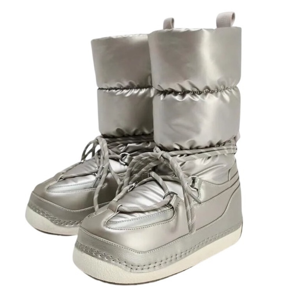 Zara Silver Puffer Snow Moon Boots 7.5 Quilted Lace Up Winter Chic Ski Apres